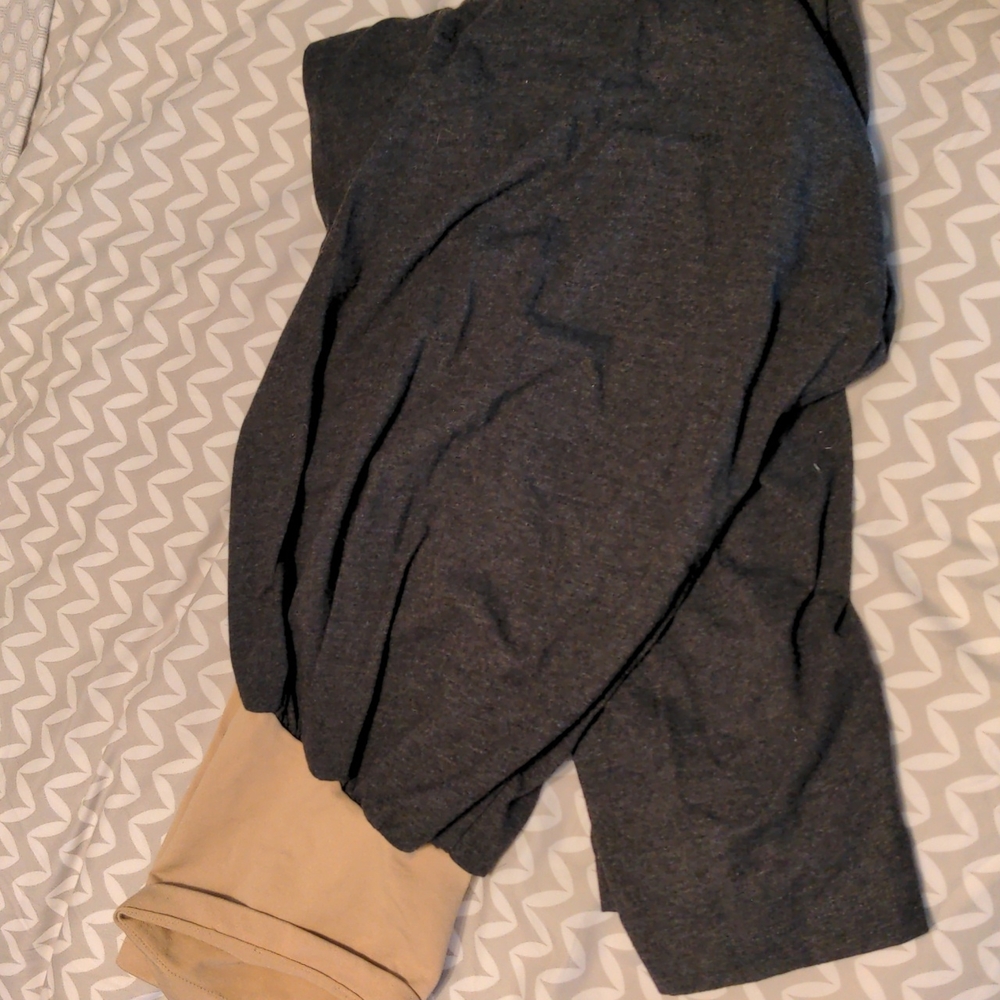 Motherhood Maternity plus size maternity leggings